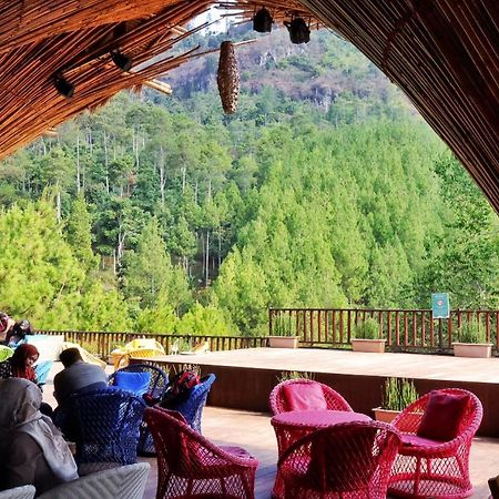 The Lodge Maribaya Bandung Exterior photo