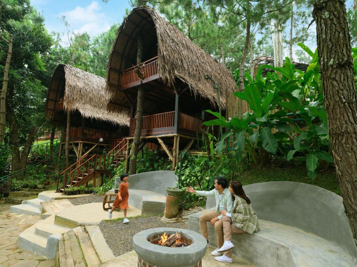 The Lodge Maribaya Bandung Exterior photo