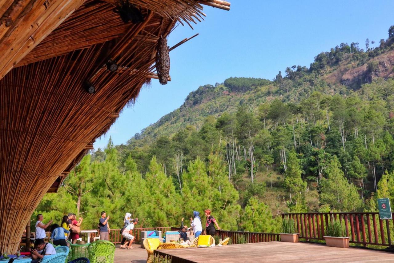The Lodge Maribaya Bandung Exterior photo