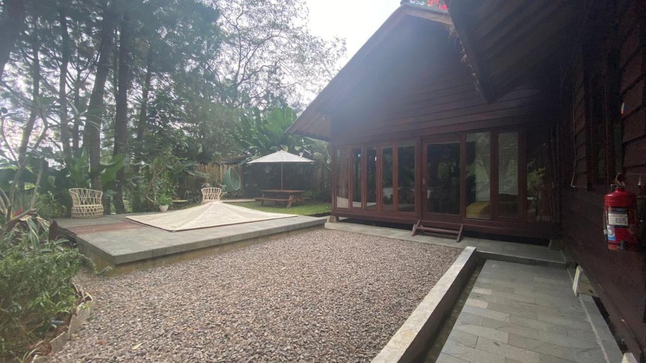 The Lodge Maribaya Bandung Exterior photo