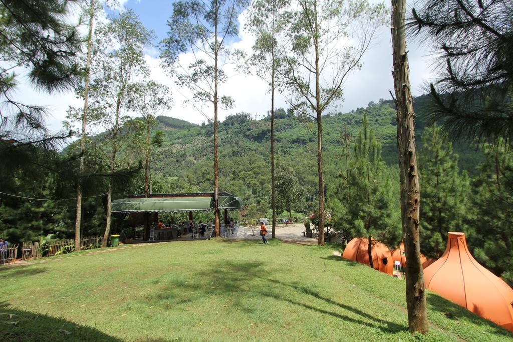 The Lodge Maribaya Bandung Exterior photo